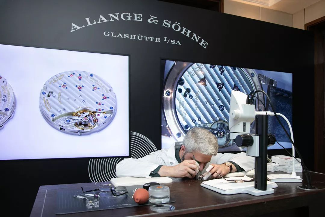 快闻快讯| 朗格制表工艺巡展呈现独到制表精髓